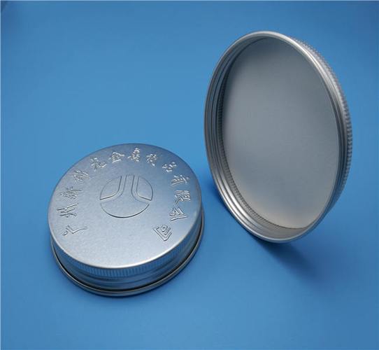 广州新锦龙金属制品有限公司主要生产,经营以及销售圆形螺纹卷边铝罐